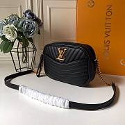 Louis Vuitton New Wave Camera Bag LV New Wave Leather Black | M58677 - 4