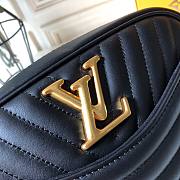Louis Vuitton New Wave Camera Bag LV New Wave Leather Black | M58677 - 6