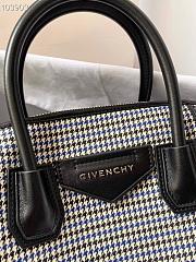 Givency Medium Antigona Soft Bag In Black Leather | BB50F2B11E - 2