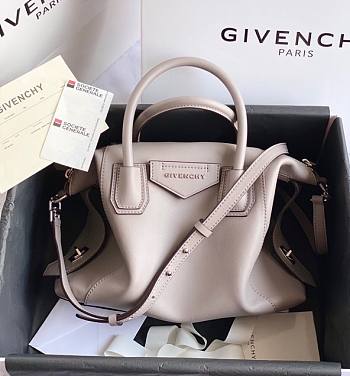 Givency Small Antigona Soft Bag In Gray Leather | BB50F2B11E