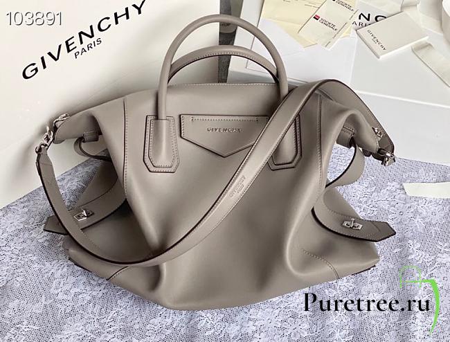 Givency Medium Antigona Soft Bag In Gray Leather | BB50F2B11E - 1