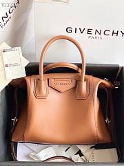 Givency Small Antigona Soft Bag In Brown Leather | BB50F2B11E - 6