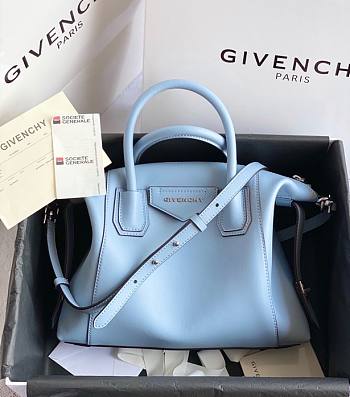 Givency Small Antigona Soft Bag In Blue Leather | BB50F2B11E