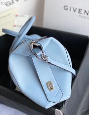 Givency Small Antigona Soft Bag In Blue Leather | BB50F2B11E - 4