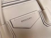Givency Medium Antigona Soft Bag In Creme Leather | BB50F2B11E - 5