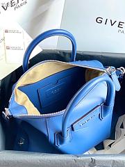 Givency Small Antigona Soft Bag In Deep Blue Leather | BB50F2B11E - 4