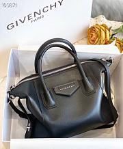Givency Small Antigona Soft Bag In Black Leather | BB50F2B11E - 4