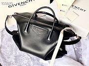 Givency Medium Antigona Soft Bag Black Leather | BB50F2B11E - 3