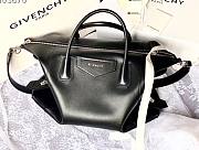 Givency Medium Antigona Soft Bag Black Leather | BB50F2B11E - 1