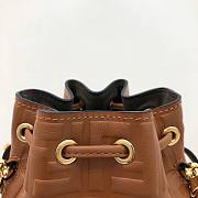 Fendi Mon Tresor mini Zucca-print tote bag bucket bag brown | 8BS010 - 6