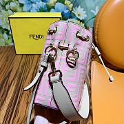 Fendi Mon Tresor mini print tote bag bucket bag light pink | 8BS010 - 6