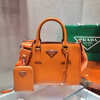 Prada Galleria Saffiano leather small bag - orange | 1BA296