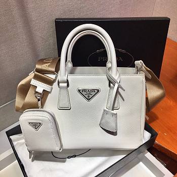 Prada Galleria Saffiano leather small bag - white | 1BA296