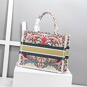 DIOR Book Tote Embroidery Flower 36 cm - 4