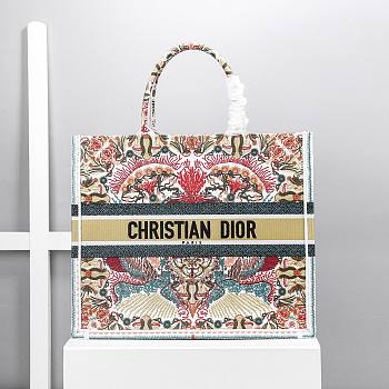 DIOR Book Tote Embroidery Flower 41 cm