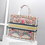 DIOR Book Tote Embroidery Flower 41 cm - 4