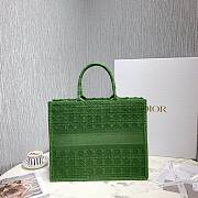 DIOR Book Tote Green Cannage Embroidery 41cm - 4