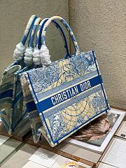 DIOR Book Tote Blue Dior Around the World Embroidery 36cm - 2
