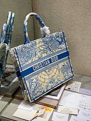 DIOR Book Tote Blue Dior Around the World Embroidery 41 cm - 4