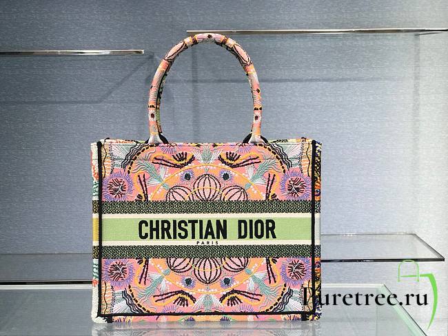 DIOR Book Tote Green Baloon Embroidery 36cm - 1
