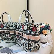 DIOR | Book Tote Flower Design Embroidery - 41cm - 5