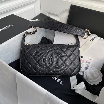 Chanel Grained Leather Hobo Bag Black | B01960