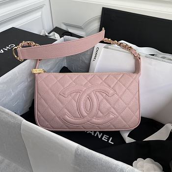 Chanel Grained Leather Hobo Bag Pink | B01960