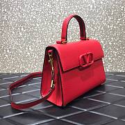 Valentino Medium Vsling Grainy Cafskin Handbag Red | 2828 - 3