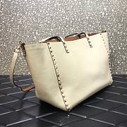 Valentino Grain Calfskin Leather Rockstud Reversible Tote Shopping Bag in White 33cm - 2