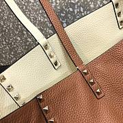 Valentino Grain Calfskin Leather Rockstud Reversible Tote Shopping Bag in White 33cm - 4