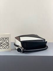 Loewe Mini Puzzle bag in classic calfskin black/ white - 2