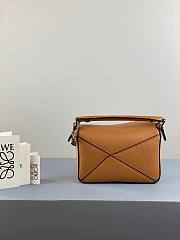 Loewe Mini Puzzle bag in classic calfskin brown - 5