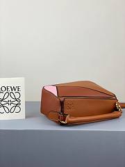 Loewe Mini Puzzle bag in classic calfskin brown/ pink - 5