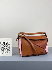 Loewe Mini Puzzle bag in classic calfskin brown/ pink - 4