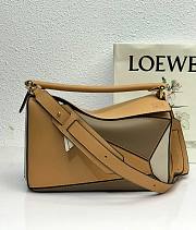 Loewe Medium Puzzle bag in classic calfskin brown/ gray - 1