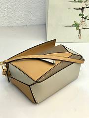 Loewe Mini Puzzle bag in classic calfskin gray / brown - 3