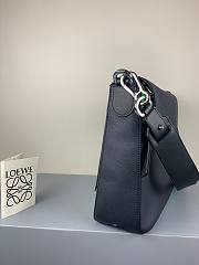 Loewe Puzzle messenger bag in classic calfskin green - 4