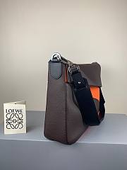 Loewe Puzzle messenger bag in classic calfskin orange - 5