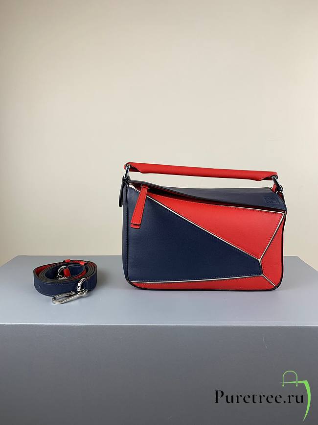 Loewe Small Puzzle bag in classic calfskin red/ blue - 1