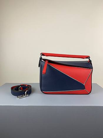 Loewe Small Puzzle bag in classic calfskin red/ blue