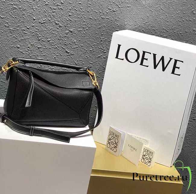 Loewe Small Puzzle bag in classic calfskin black/ gold hardware - 1