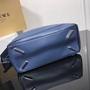 Loewe Small Puzzle bag in classic calfskin blue - 5