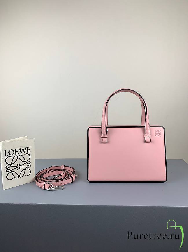 LOEWE small Postal Black Small Leather Tote in pink - 1