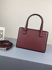 LOEWE small Postal Black Small Leather Tote in red - 6