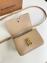 Burberry TB crossbody bag in beige 21cm | 8031682 - 2