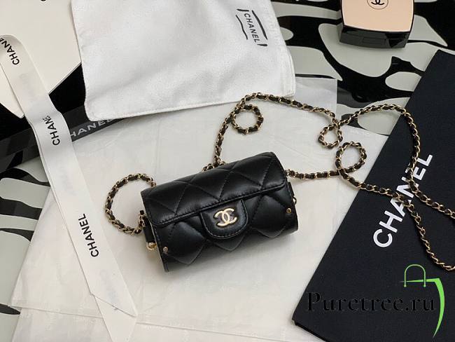 Chanel Lambskin Jewel Card Holder With Chain in black | AP2285 - 1