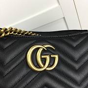 GG Marmont matelassé shoulder bag in black leather | 453569 - 2