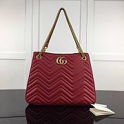 GG Marmont matelassé shoulder bag in red leather | 453569 - 1