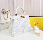 Fendi Peekaboo Iseeu Medium FF white leather bag - 4