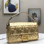 Fendi Baguette Large yellow leather bag | 8BR771 - 6